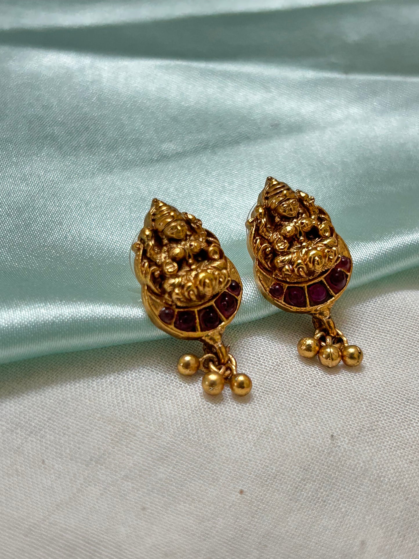 Invisible Necklace with Venkata Ramana Pendant