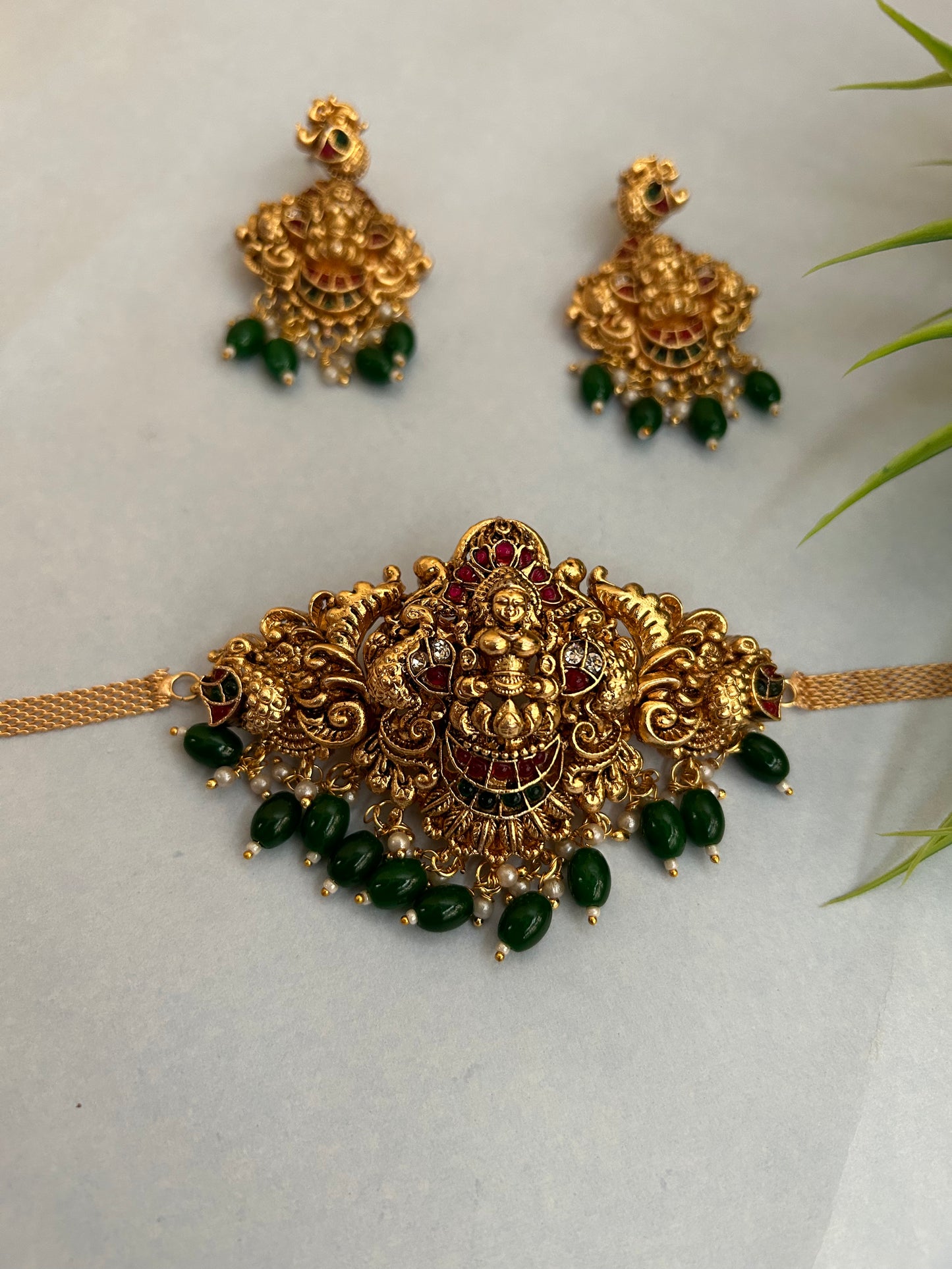 Luxehara’s Chocker with green monalisa beads ( LHA JP23 )