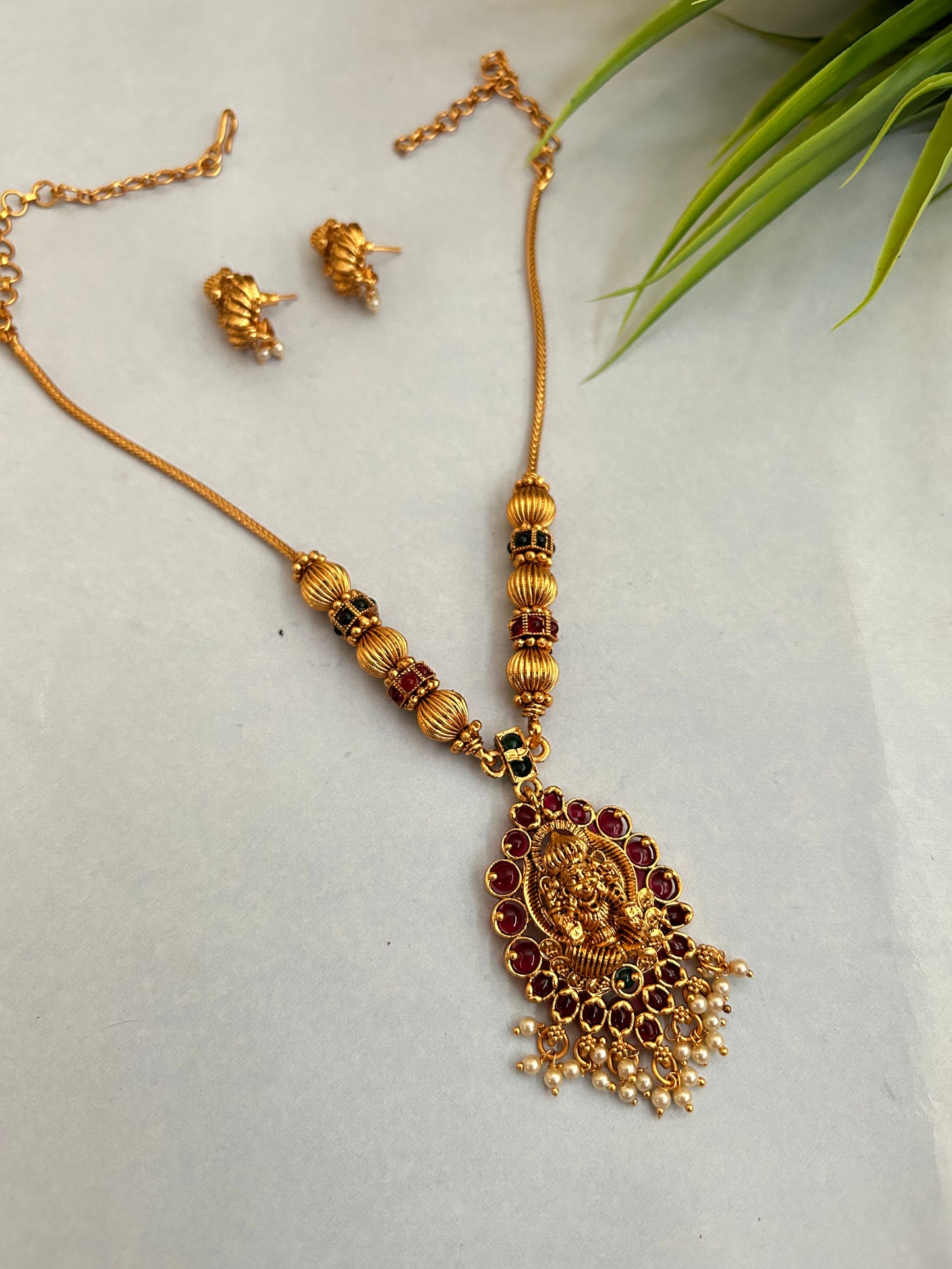 Luxehara’s gold plated necklace set ( LHA 245 )