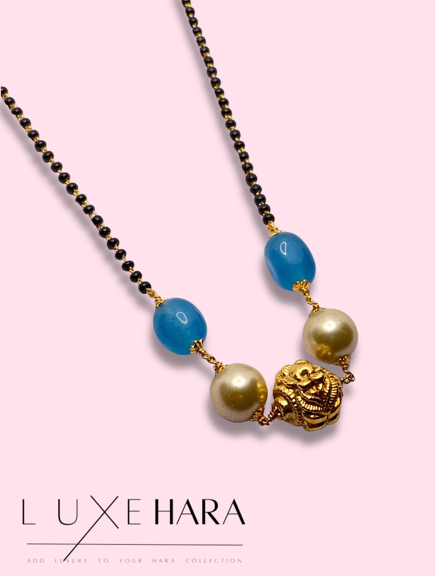 Luxehara's Stylish Blackbeads with Monalisa beads and pearls