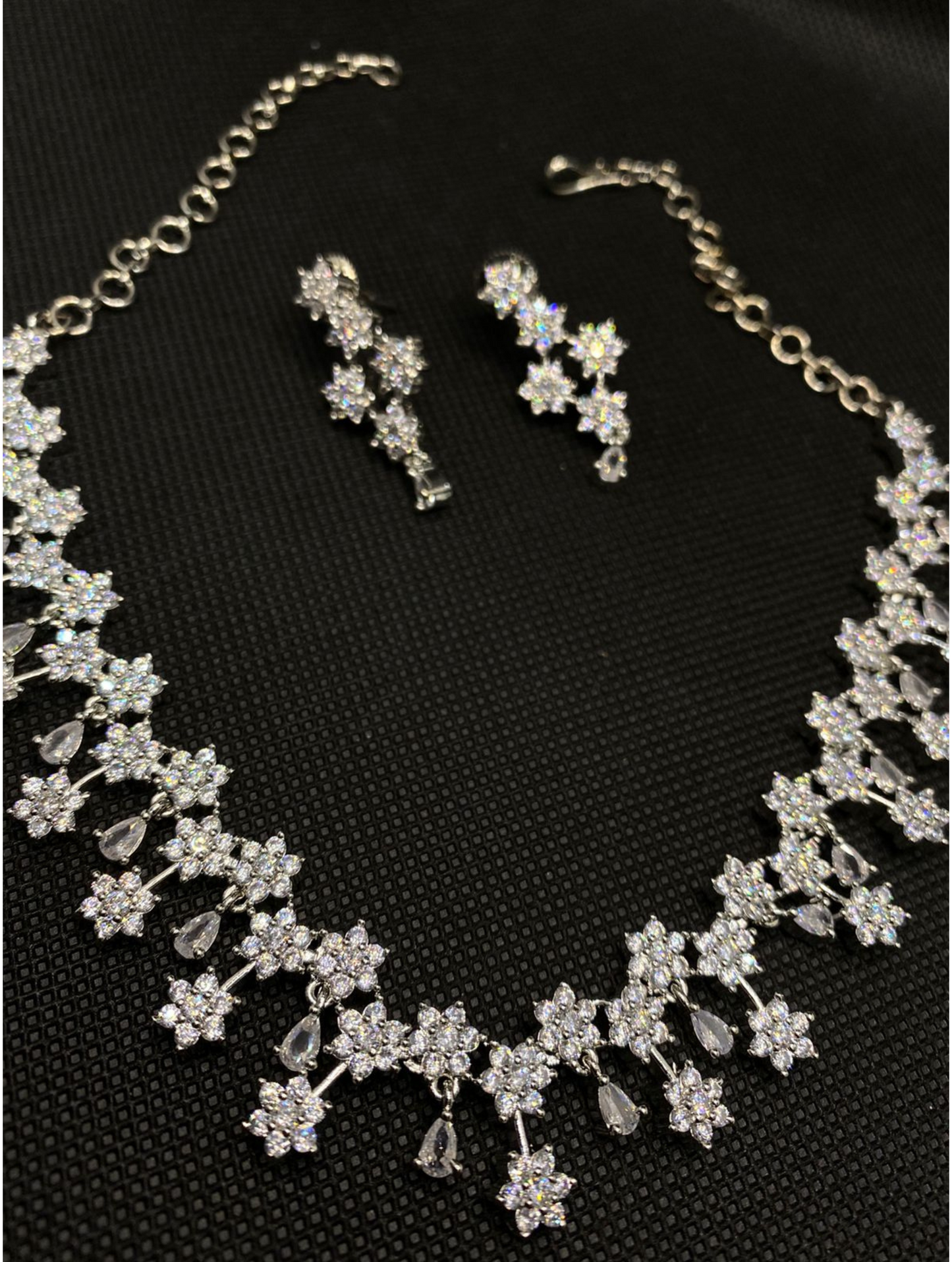 Luxehara Z - Ad stoned necklace set with earrings.