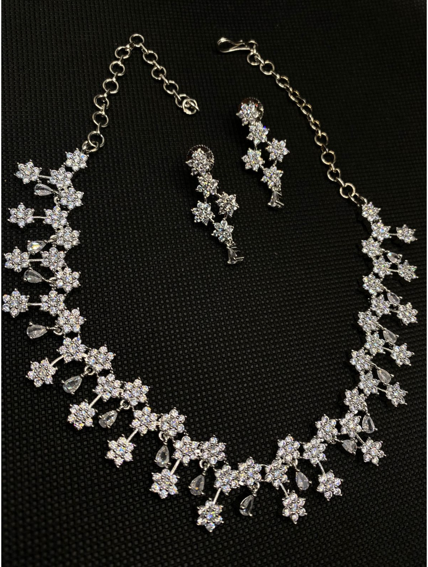 Luxehara Z - Ad stoned necklace set with earrings.