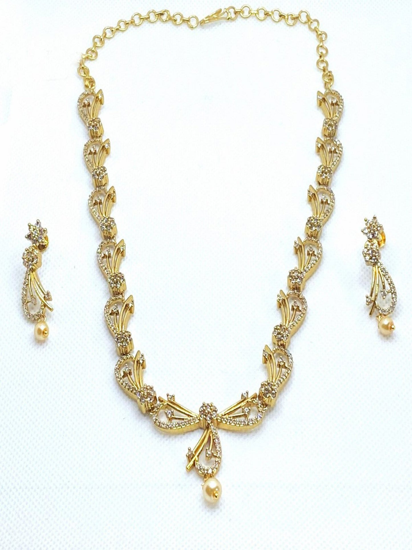 Luxehara's Gold Plated Necklace Set with Earrings.