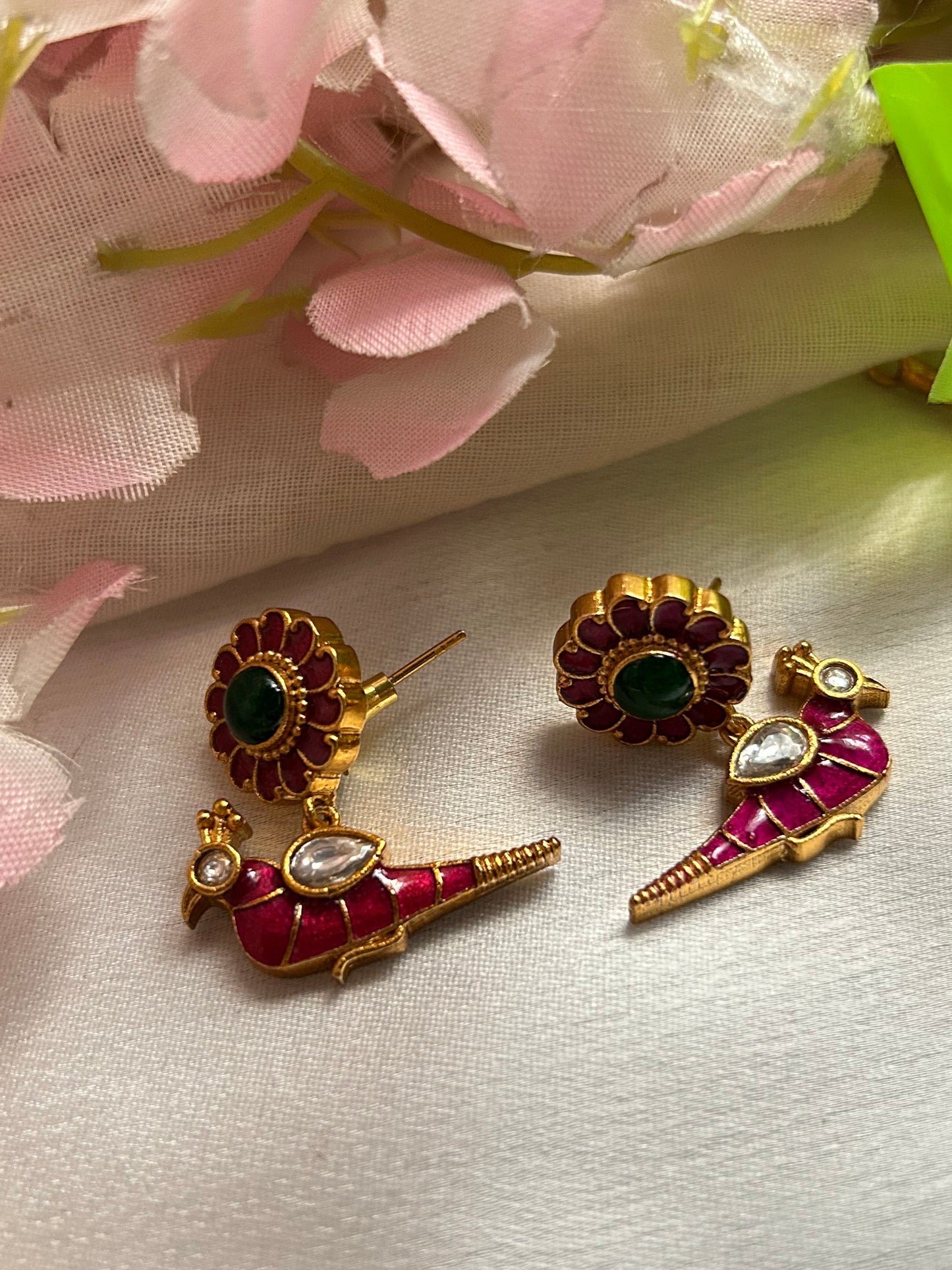 Gold plated Hasli necklace set with lord venkateshwara dollar attached