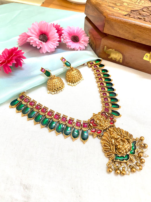 Nagas Pallakka green and pink Lakshmi necklace set