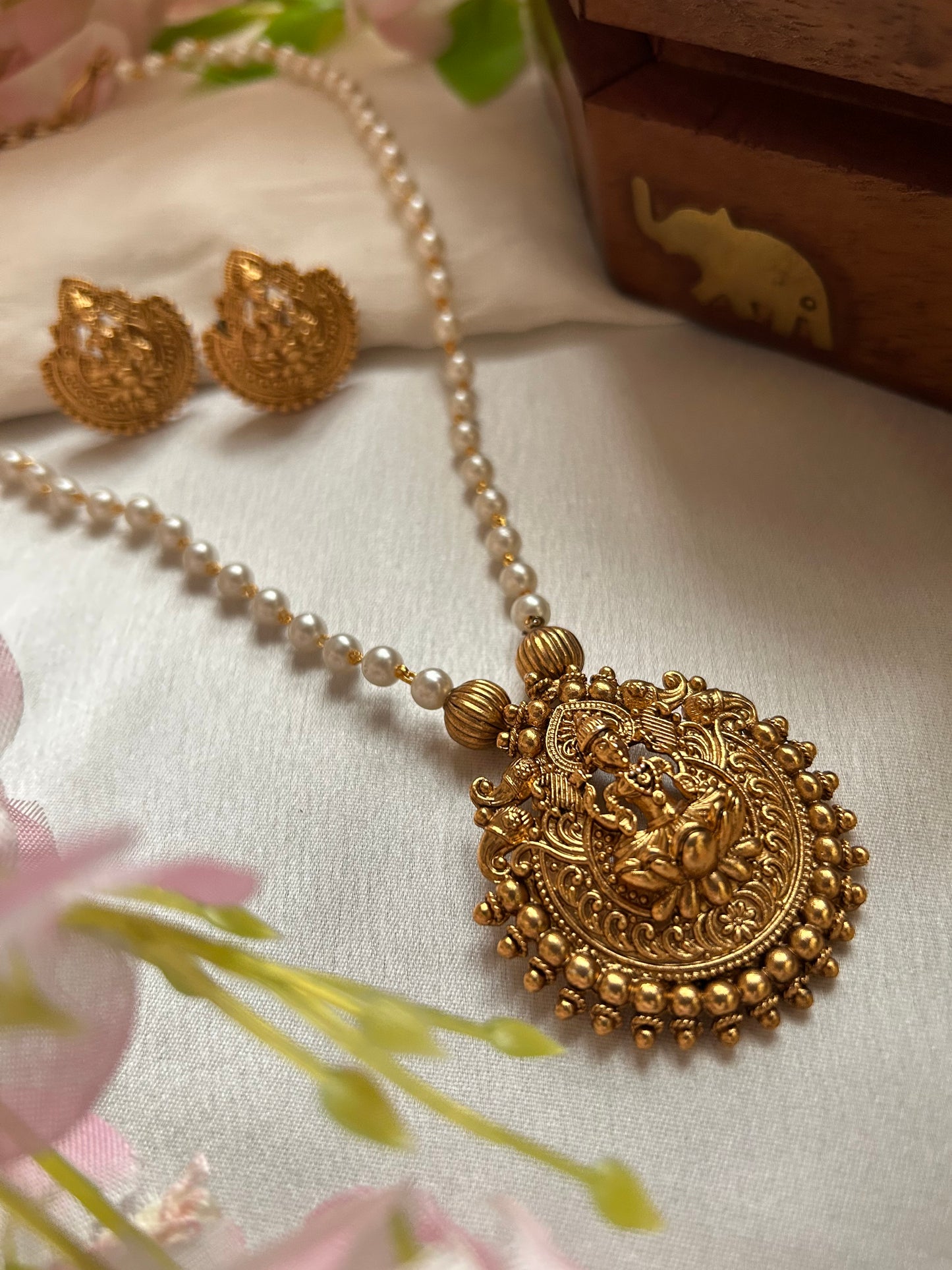 Gold plated Pearl chain Set with lakshmi pendant