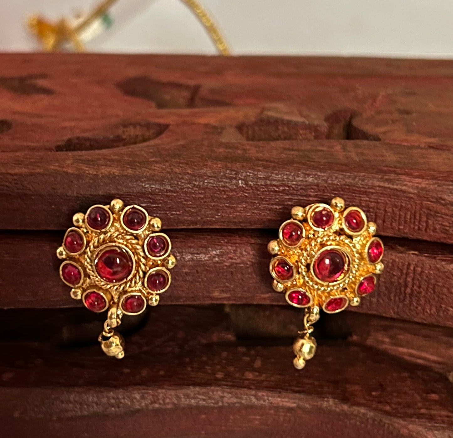 Luxehara’s Gold Plated Necklace with Earrings ( LHA 17 )