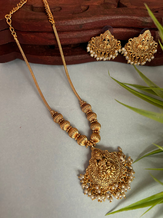 Luxehara’s Gold Plated necklace set with earrings ( LHA 09 )