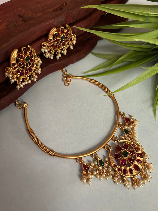 Gold Plated Hasli/Kanti necklace set with green and red Kemp stones