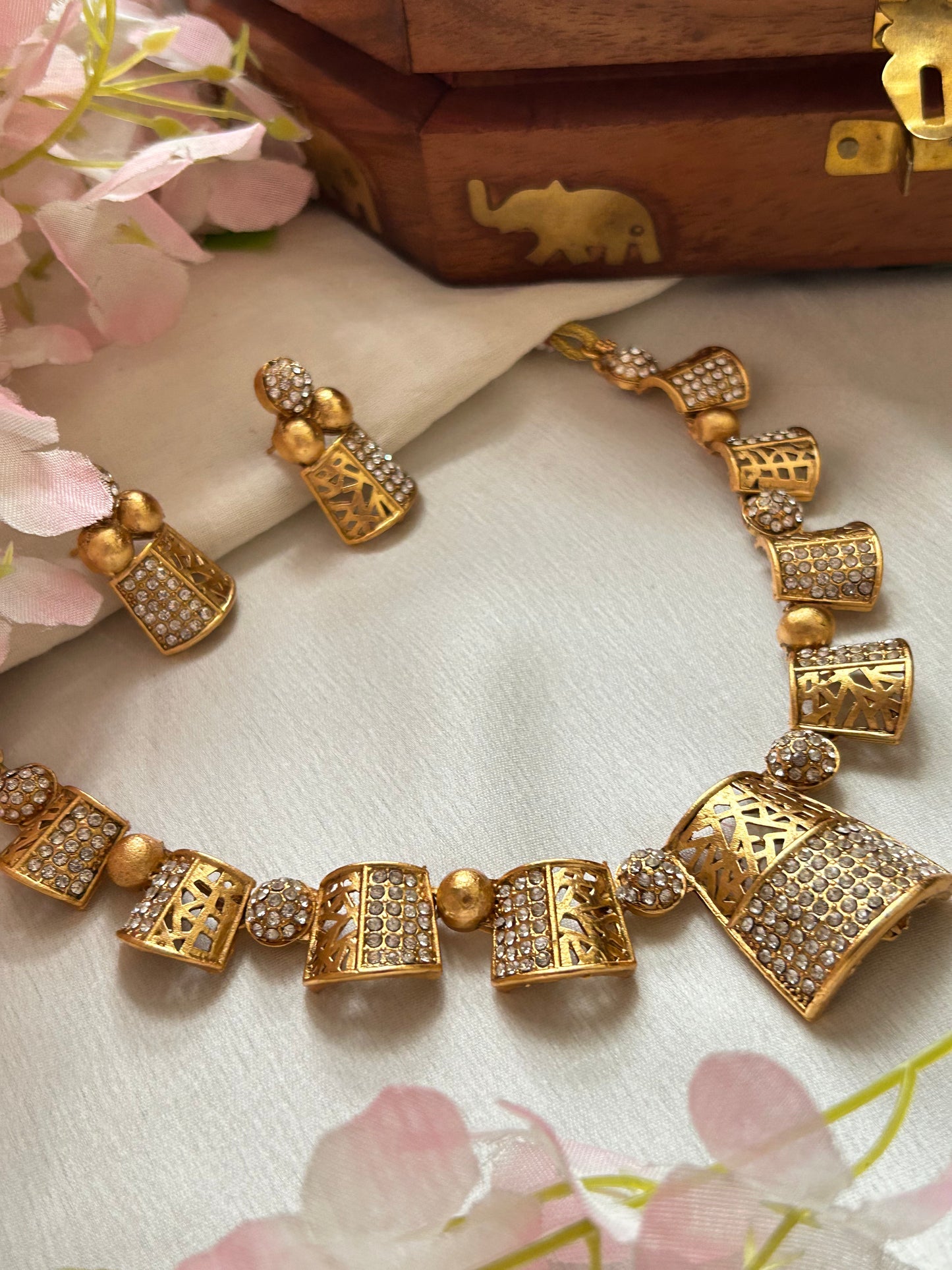 Gold Plated diamond replica Necklace set