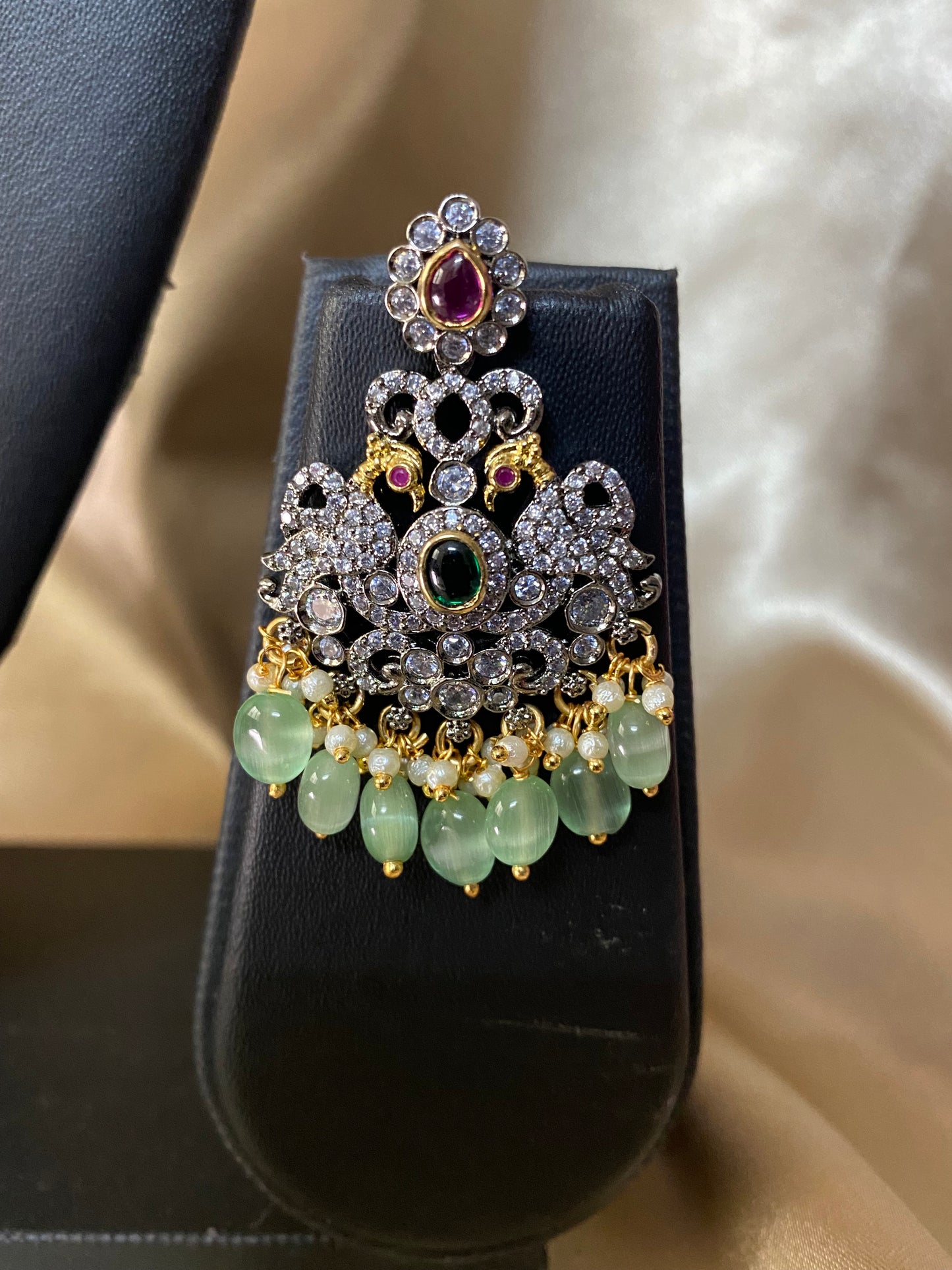 Luxehara's Short Victorian Jewellery set with Matching Earrings with an added hanging pearls