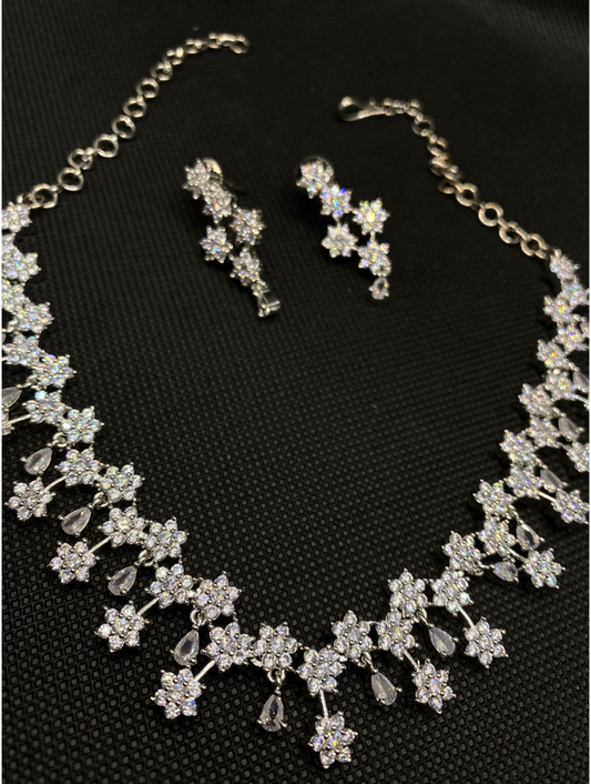 Luxehara Z - Ad stoned necklace set with earrings.