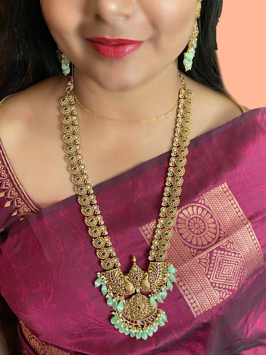 Luxehara's Long Haara with peacock pendant and Monalisa beads.