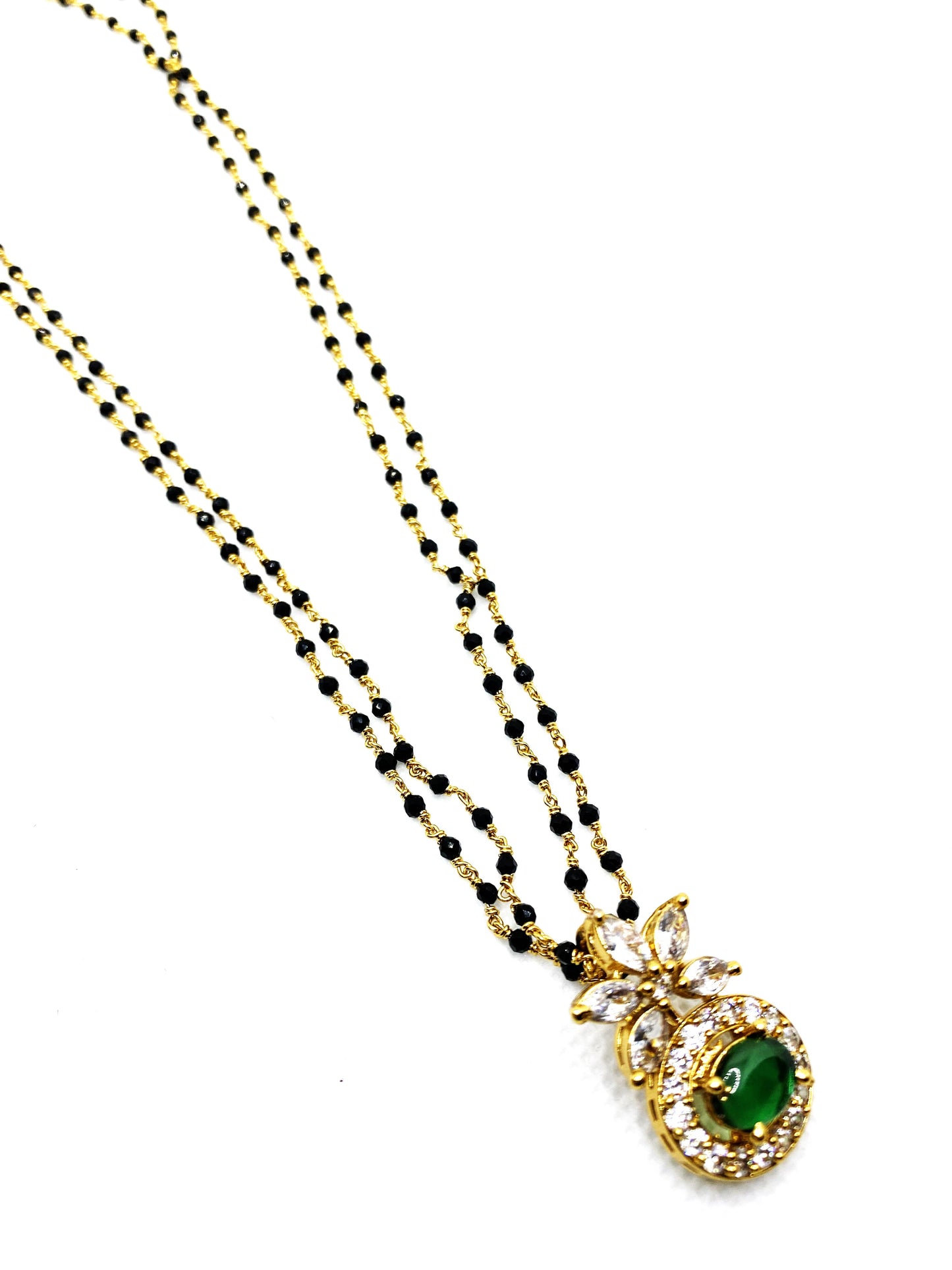 Luxehara's small Black Beads Chain.