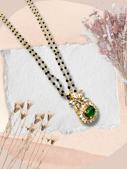 Luxehara's small Black Beads Chain.
