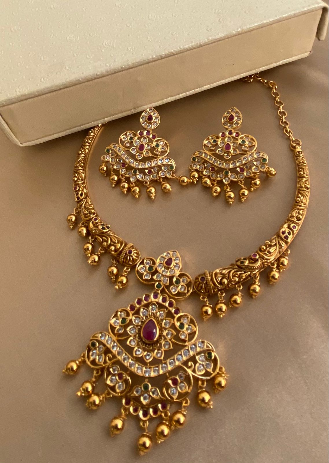 Luxehara's Antique Gold Finish Necklace set With Earring's.