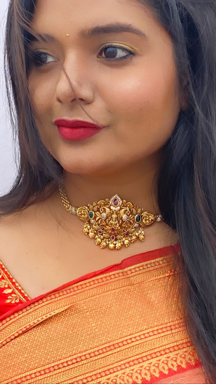 choker with ad stones